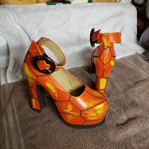 Spanish Luchinys 90's from the masters of style & quality!